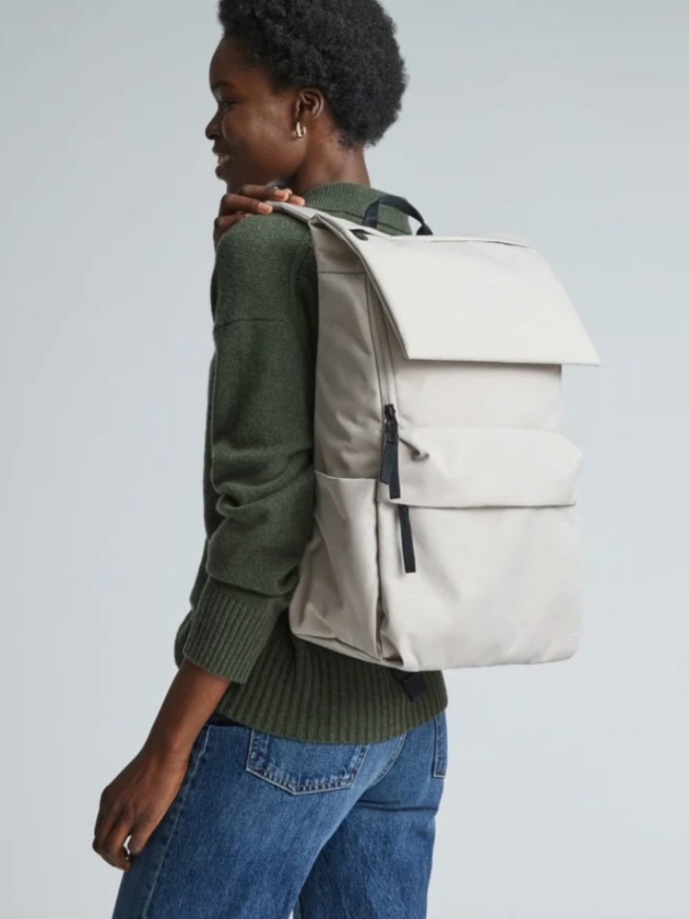 Everlane THE RENEW TRANSIT BACKPACK — Warm Quartz